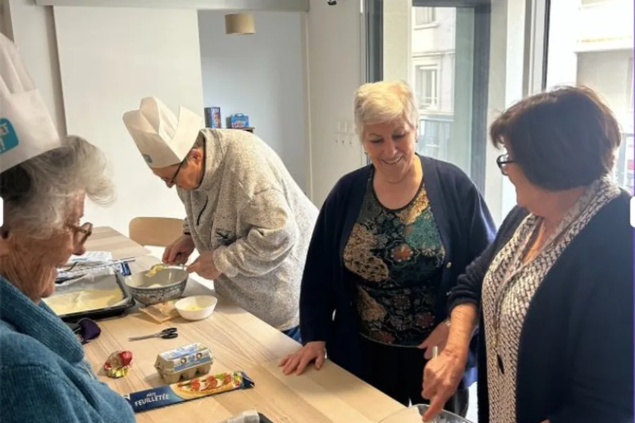 Atelier cuisine avec toques, animé par les équipes AUXI'life